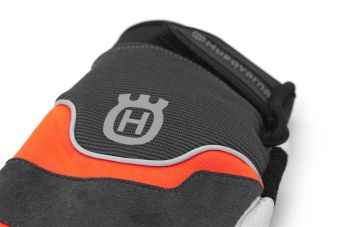 Перчатки Husqvarna Technical с защитой от порезов бензопилой р. 08